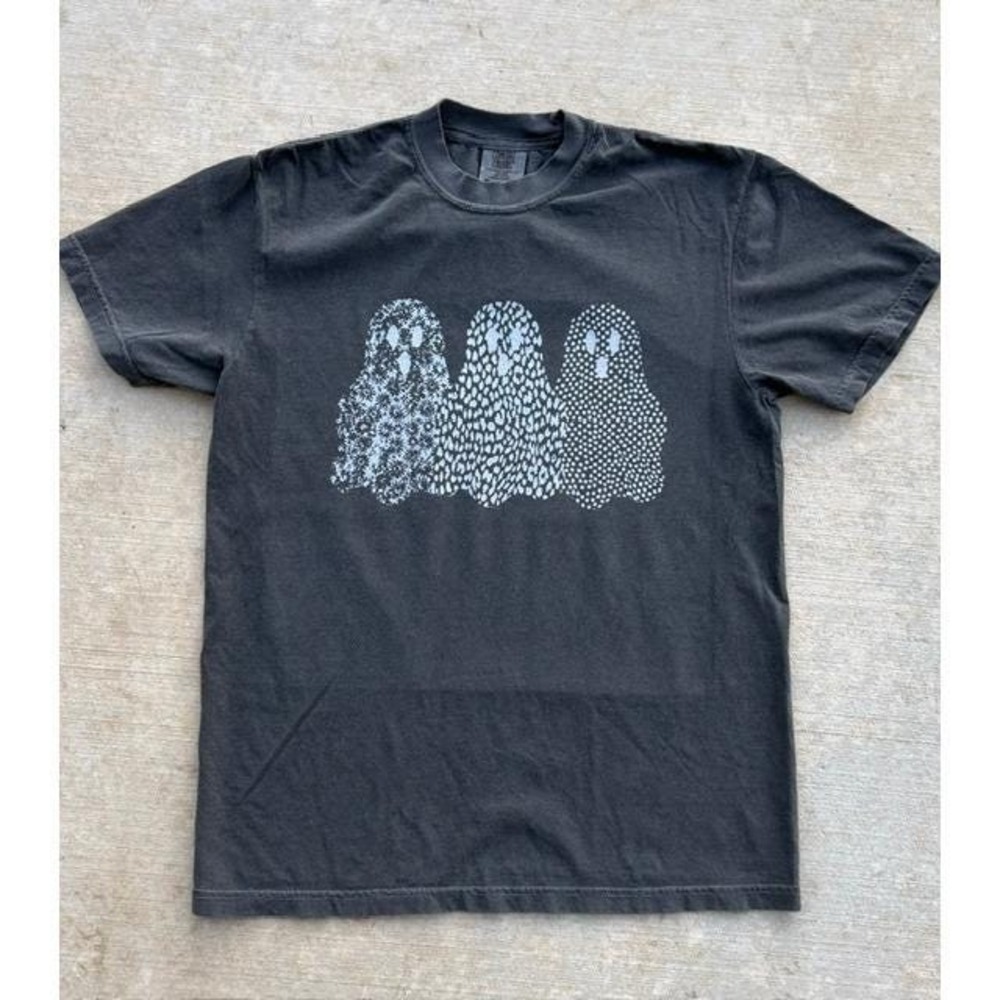Ghost Trio Metallic Print on a Comfort Colors 100% Cotton Tee Charcoal Grey M